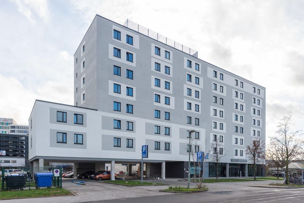Aparthotel Smartments Business Prenzlauer Berg 3*